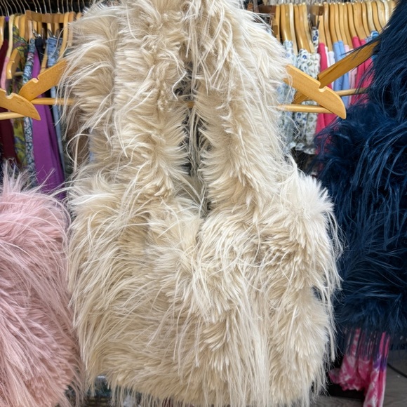Faux Fur Vest in Cream - Picture 1 of 1